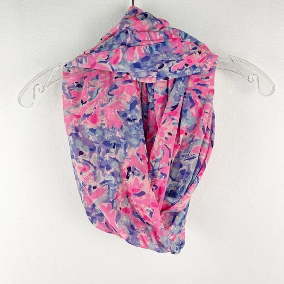 Lilly Pulitzer Colorful Coco Coral Crab Infinity Scarf One Size Women's OS Pink - Picture 2 of 5